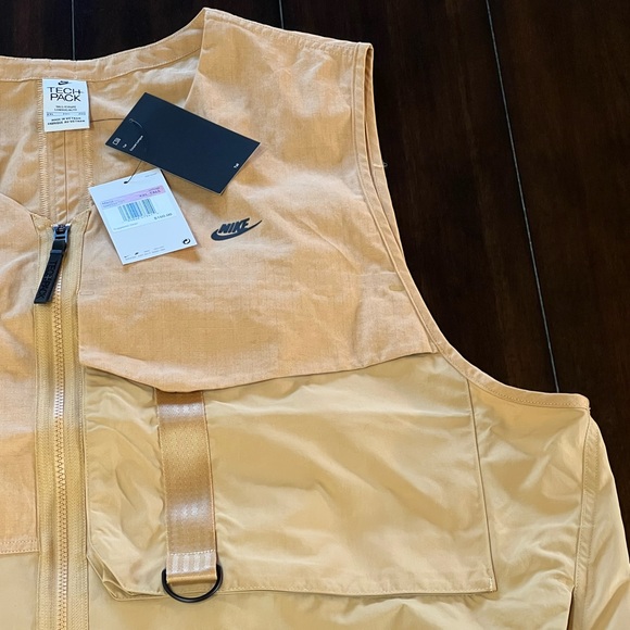 NWT NIKE NSW SPORTSWEAR GILET TECH PACK UNLINED VEST MEN’S SZ XXL-TALL FULL ZIP - Picture 11 of 16